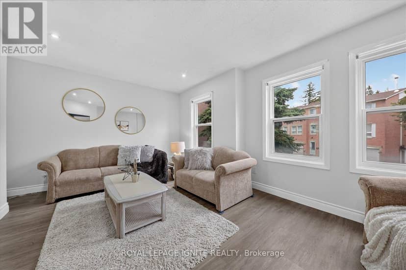 33 - 200 Murison Boulevard — photo 11 of 37