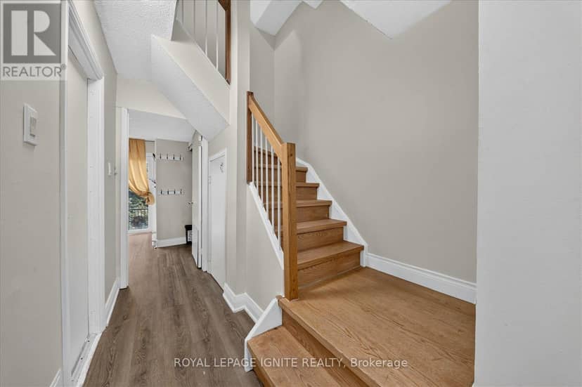 33 - 200 Murison Boulevard — photo 5 of 37