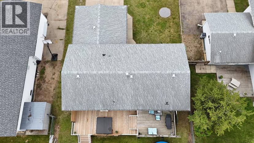 4404 54A Avenue — photo 24 of 30