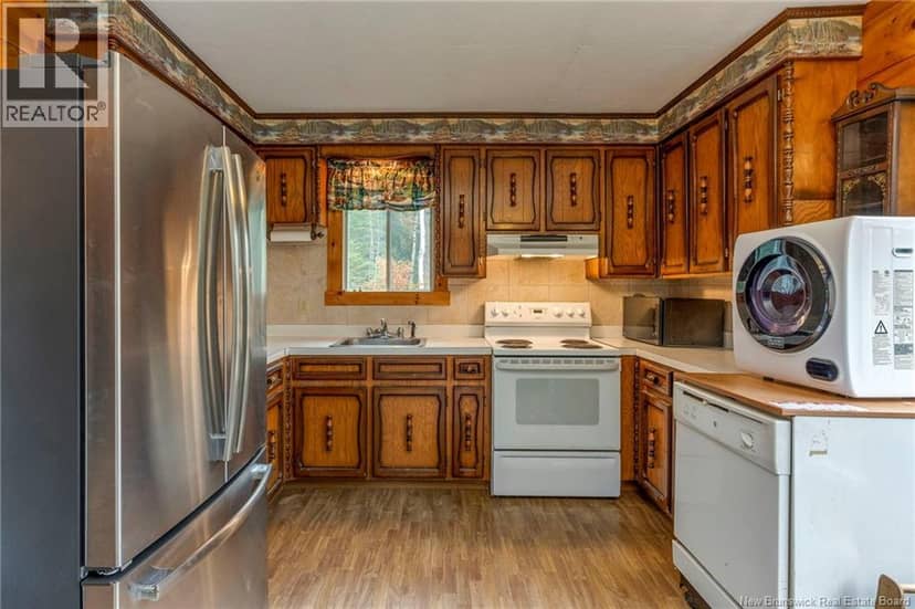 41 Hunters Lane — photo 12 of 40