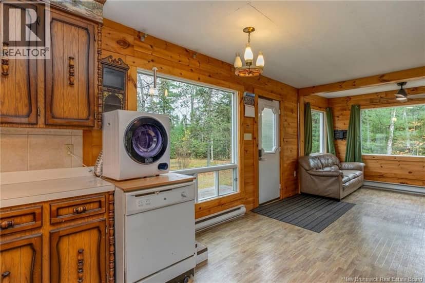 41 Hunters Lane — photo 14 of 40