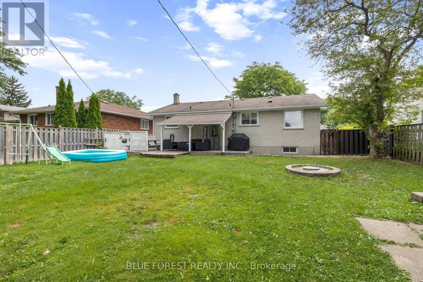 42 Dunwich Drive — photo 33 of 34