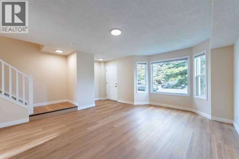 7415 26A Street SE, Calgary, photo 4
