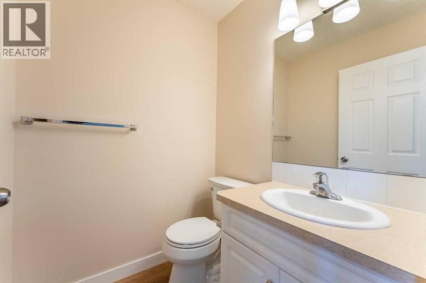7415 26A Street SE — photo 25 of 37
