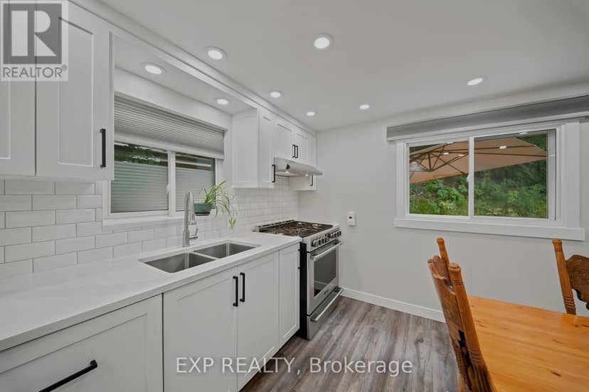 3460 St Joseph Boulevard — photo 17 of 40