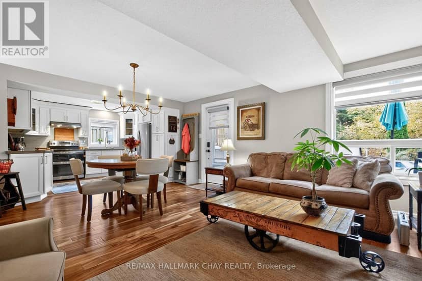 31 McKenzie Crescent — photo 29 of 40