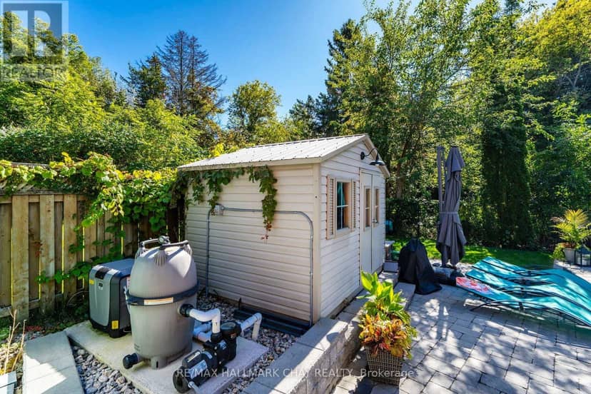 31 McKenzie Crescent — photo 36 of 40