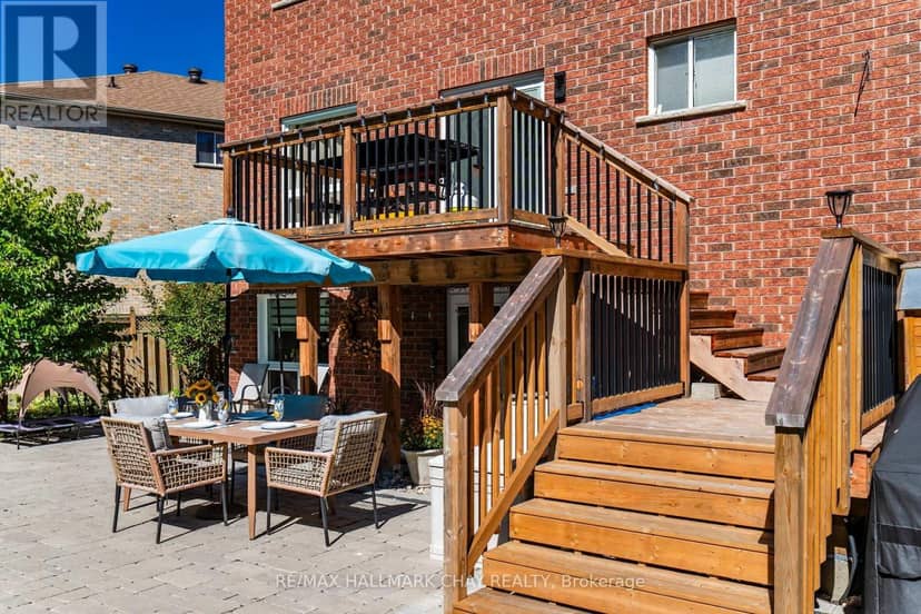 31 McKenzie Crescent — photo 38 of 40