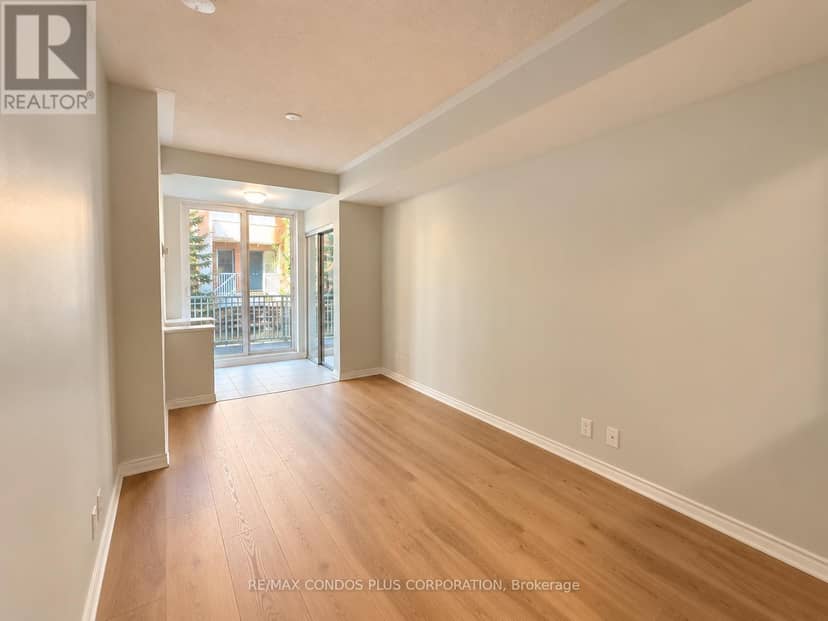 Unit 8 - 90 Eastwood Park Gardens, Toronto, photo 4