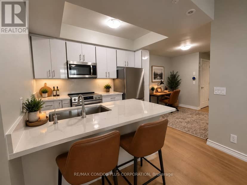Unit 8 - 90 Eastwood Park Gardens, Toronto, photo 5