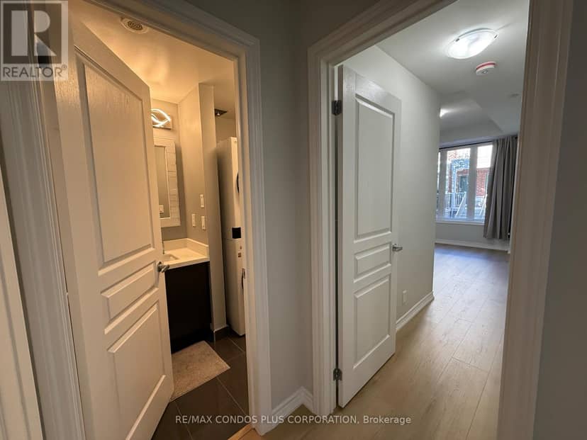 Unit 8 - 90 Eastwood Park Gardens — photo 9 of 20