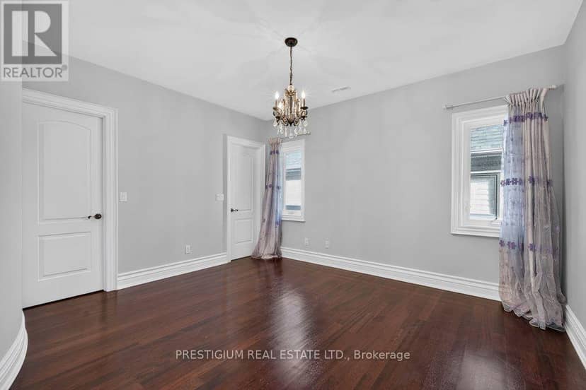 110 Munro Boulevard — photo 31 of 40