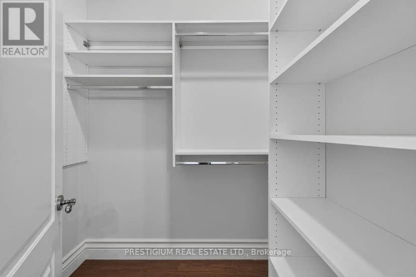 110 Munro Boulevard — photo 34 of 40