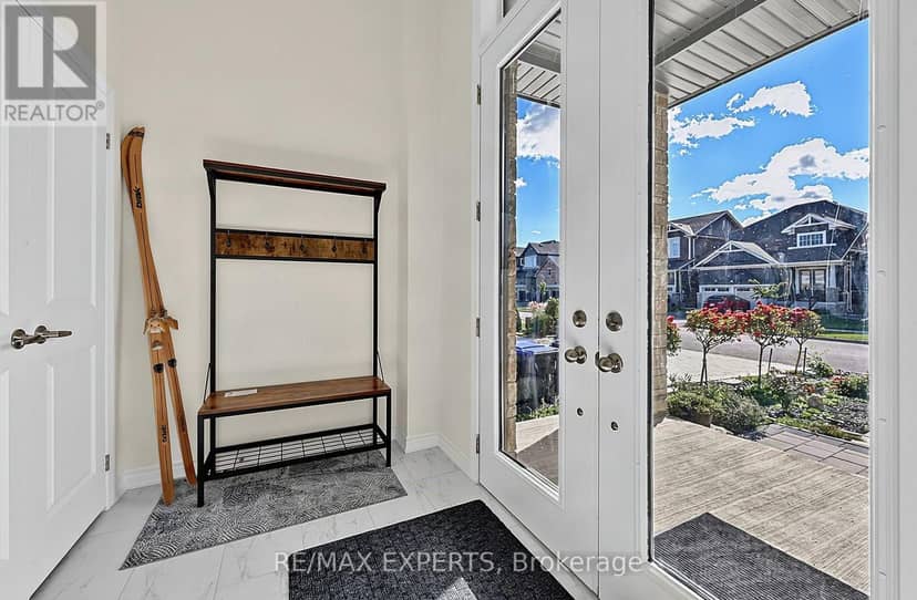 46 Simona Avenue — photo 4 of 37