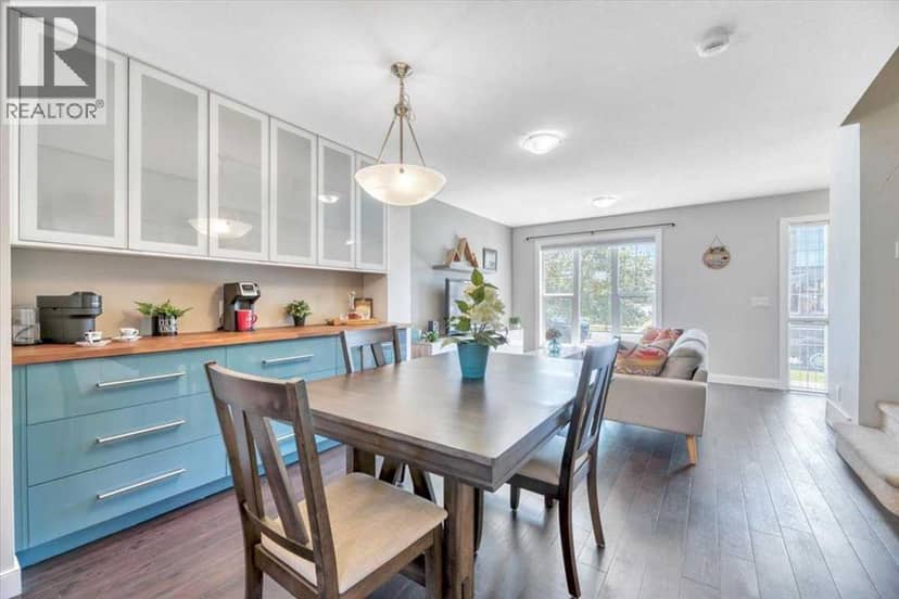 2520 Eversyde Avenue SW, Calgary, photo 2