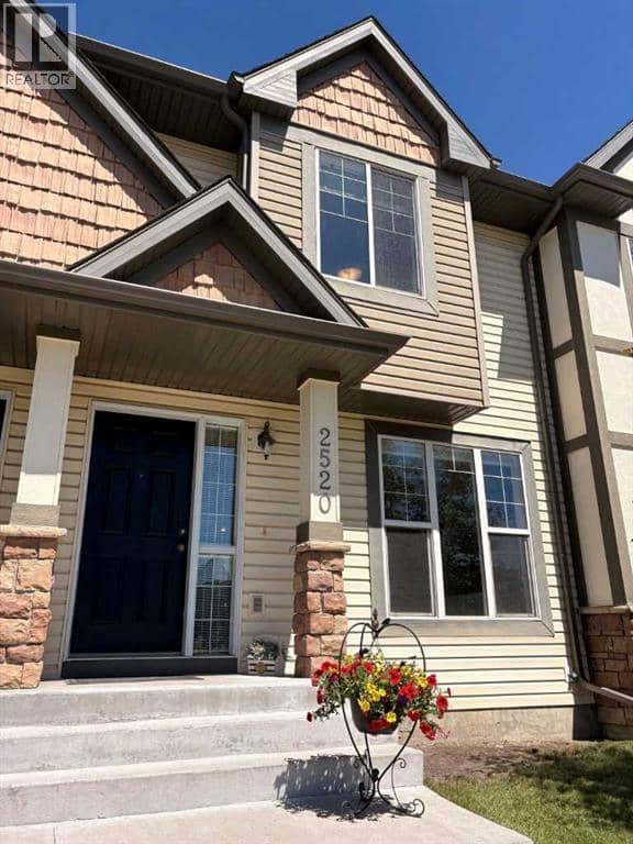 2520 Eversyde Avenue SW — photo 38 of 40