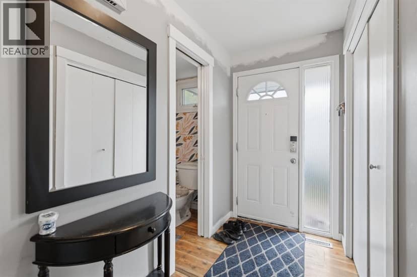 3103 41 Street SW, Calgary, photo 4