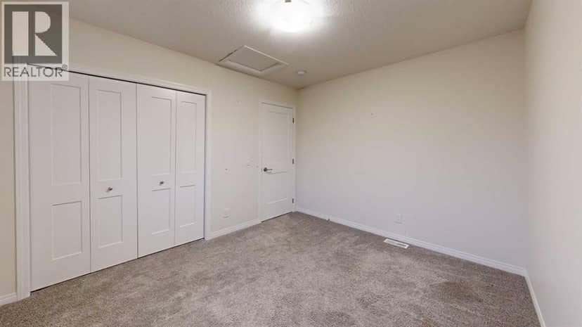 504 Monterey Drive SE — photo 12 of 33