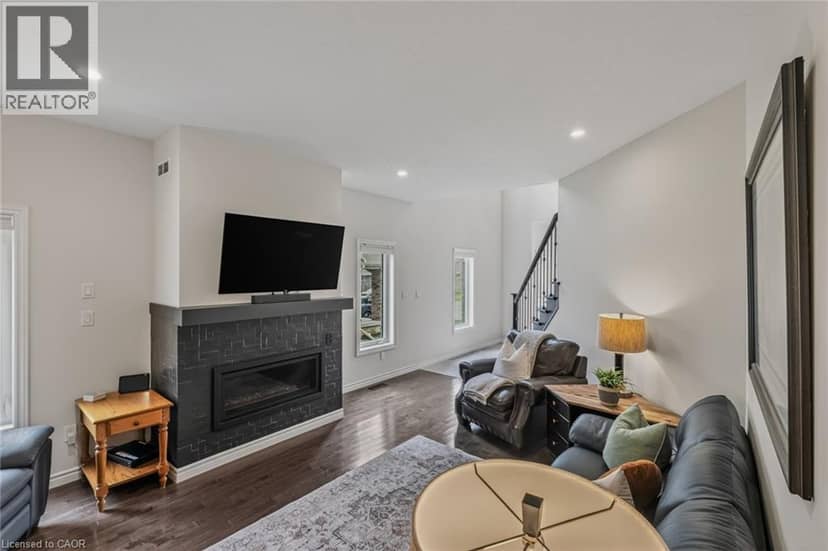 249 WOODWAY Trail, Simcoe, photo 8