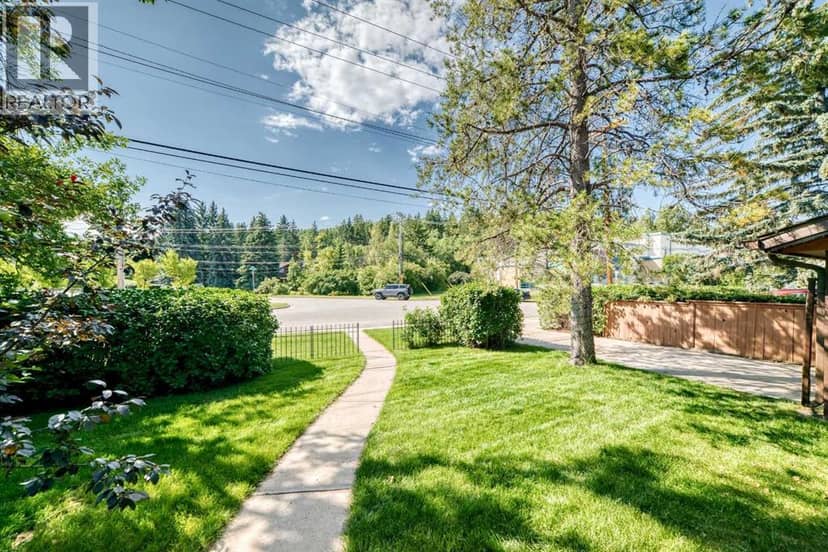 9120 48 Avenue NW, Calgary, photo 4