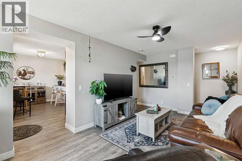 110S, 203 Lynnview Road SE — photo 18 of 37