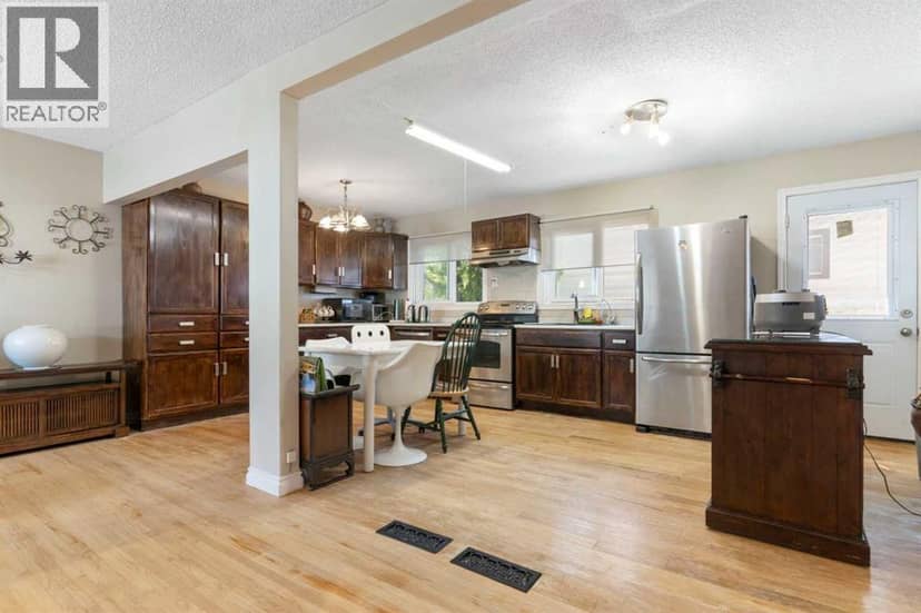 87 Hillgrove Drive SW, Calgary, photo 7