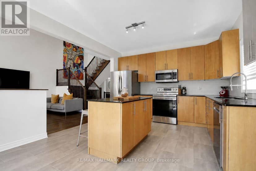 104 Strathcarron Crescent — photo 15 of 40