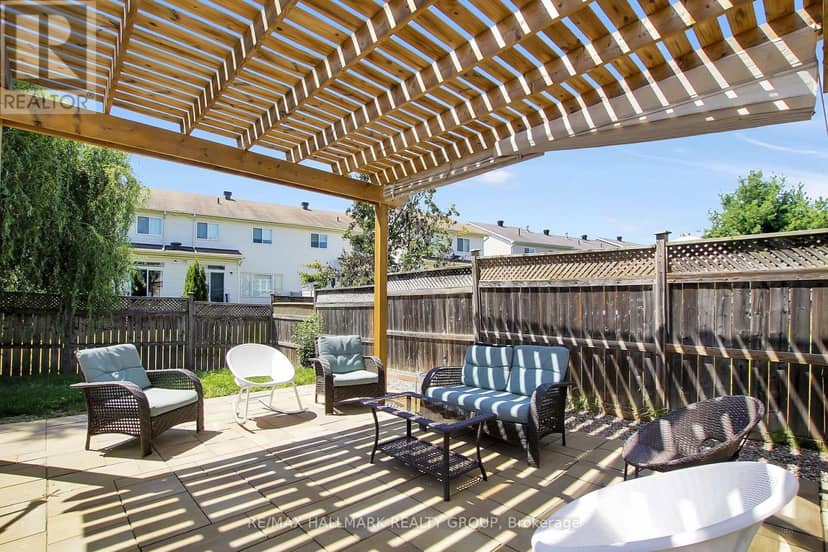 104 Strathcarron Crescent — photo 40 of 40