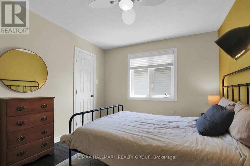 104 Strathcarron Crescent — photo 33 of 40