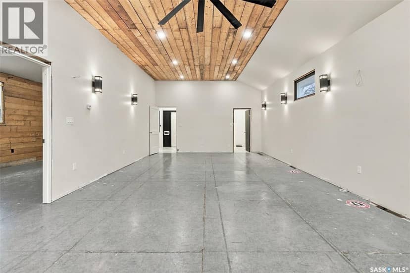 204 Main STREET — photo 10 of 40