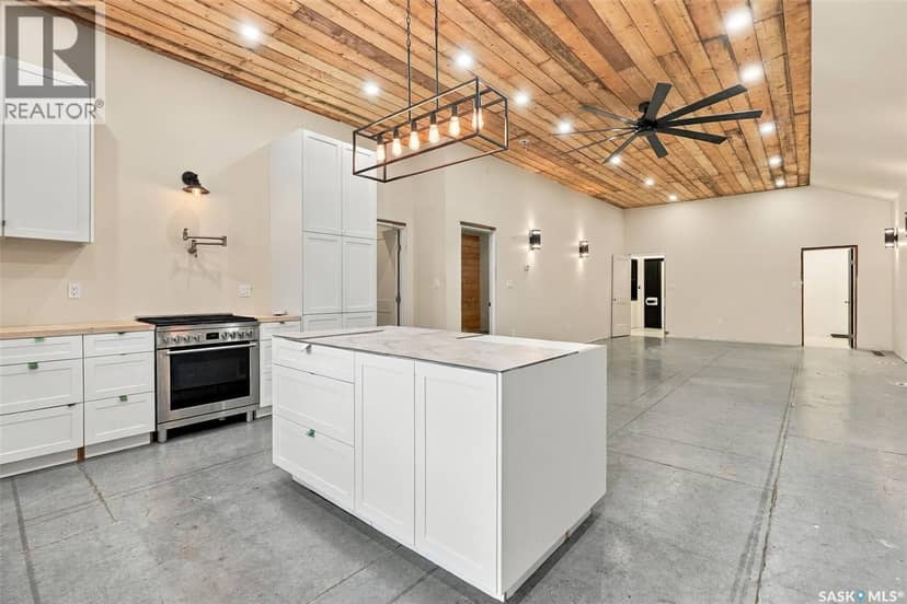204 Main STREET — photo 15 of 40