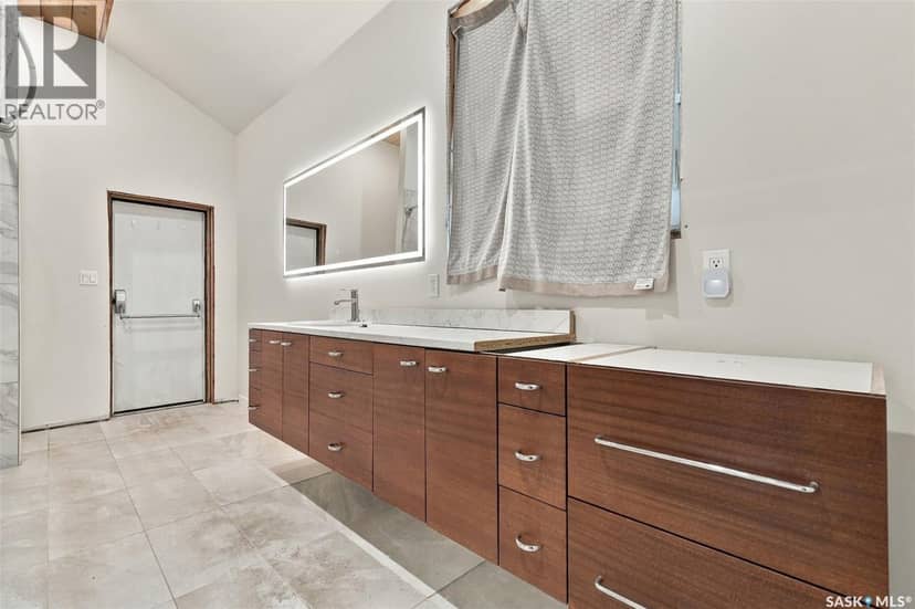 204 Main STREET — photo 20 of 40