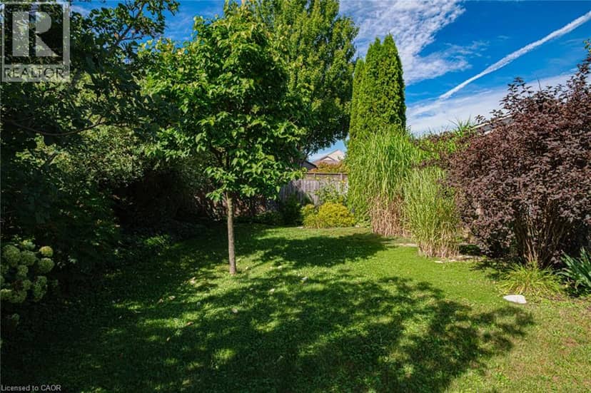 2 MILLCROFT Drive — photo 34 of 38
