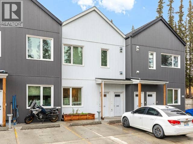 109-2009 Centennial Street, Whitehorse