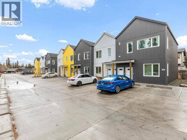 109-2009 Centennial Street, Whitehorse, photo 3