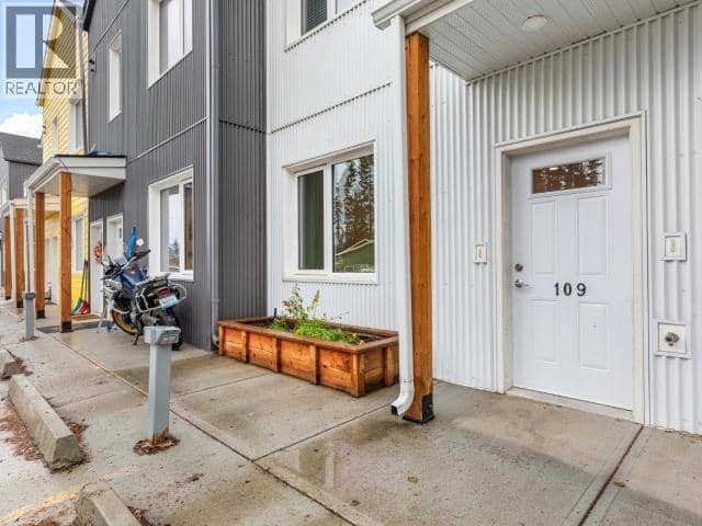109-2009 Centennial Street, Whitehorse, photo 4