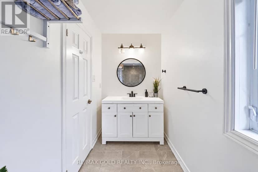 43 Golden Meadow Road — photo 32 of 40