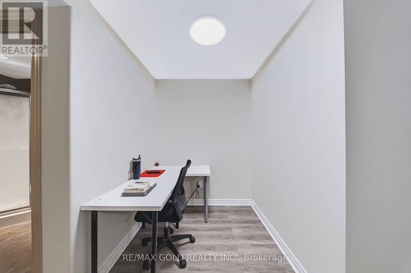 43 Golden Meadow Road — photo 40 of 40