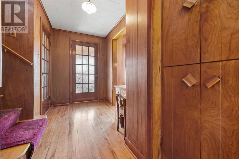 8 Robie Street — photo 28 of 40