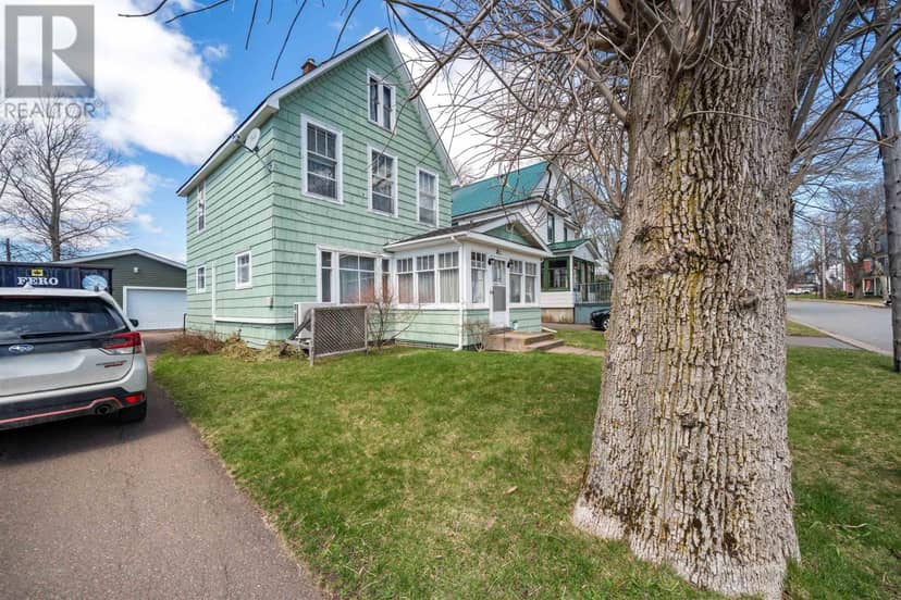 8 Robie Street — photo 3 of 40