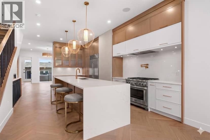 5104 21 Avenue NW, Calgary