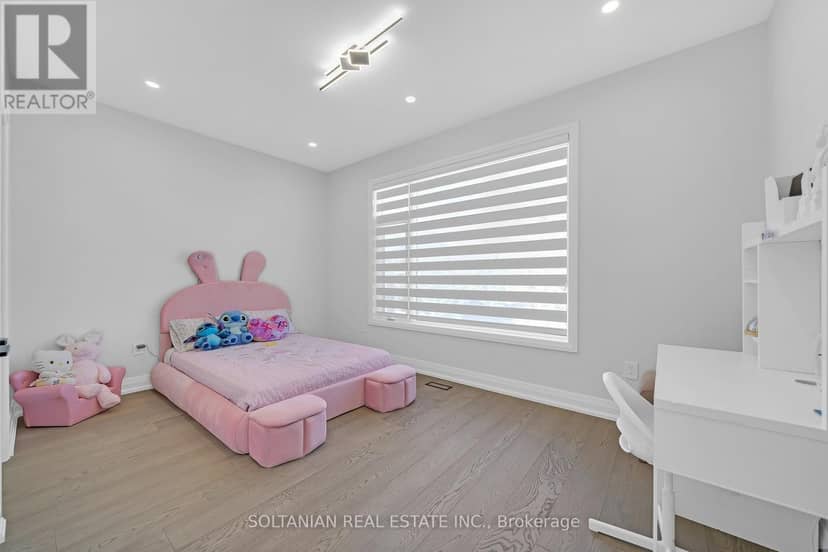 17 Trenton Avenue — photo 35 of 40
