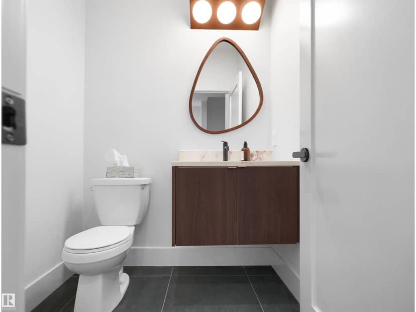 8295 Kiriak LO SW, Edmonton, photo 3