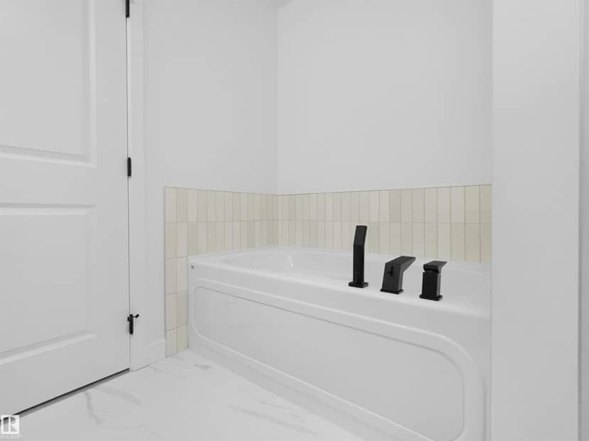 8295 Kiriak LO SW — photo 39 of 40