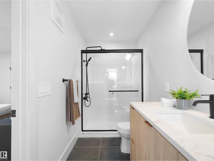 8295 Kiriak LO SW, Edmonton, photo 5
