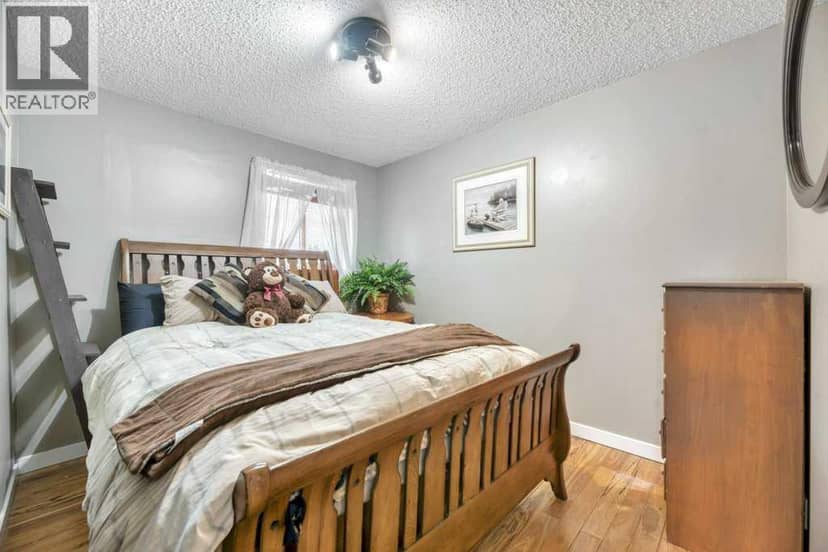 118 3rd Avenue E — photo 19 of 40