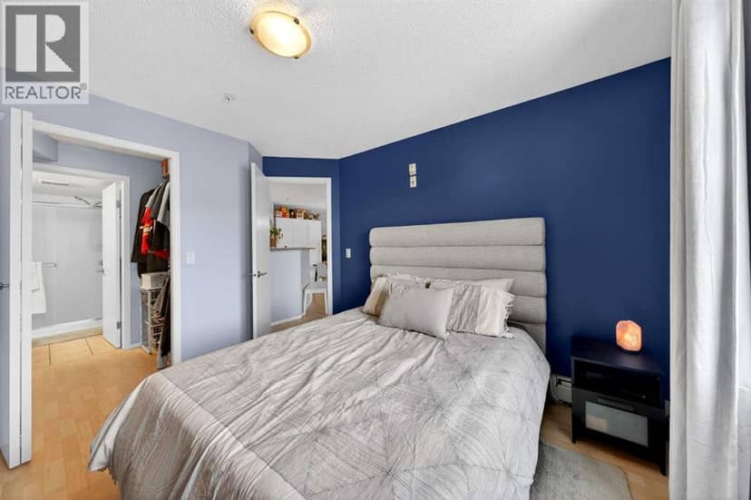 206, 2000 Citadel Meadow Point NW — photo 17 of 27