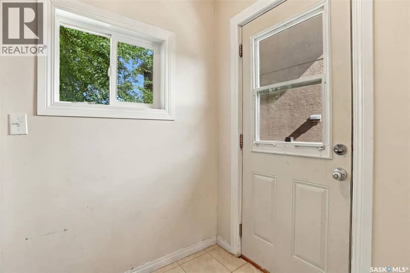 428 Home STREET W — photo 20 of 40