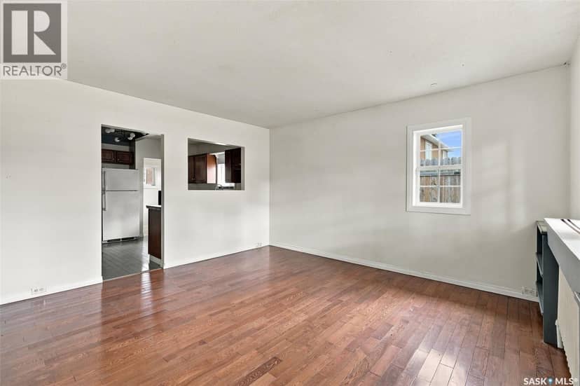428 Home STREET W, Moose Jaw, photo 3
