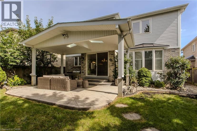 2194 BERWICK Drive, Burlington, photo 4